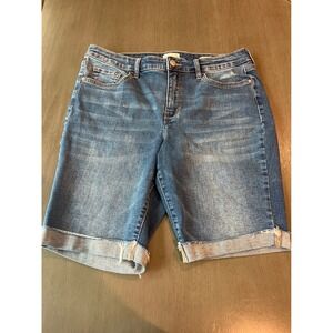 Wonderly Mid Rise Bermuda Jean Shorts Distressed Cuffed Frayed Hem Womens 12R